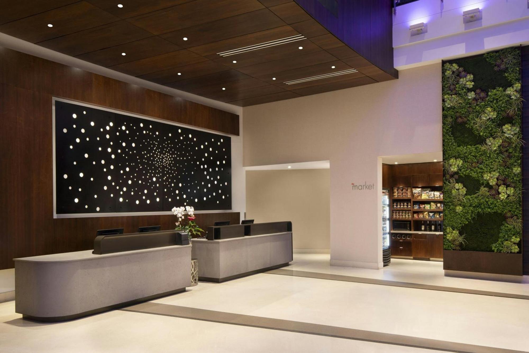 By Marriott Angeles L.a. Live 3* Los Angeles