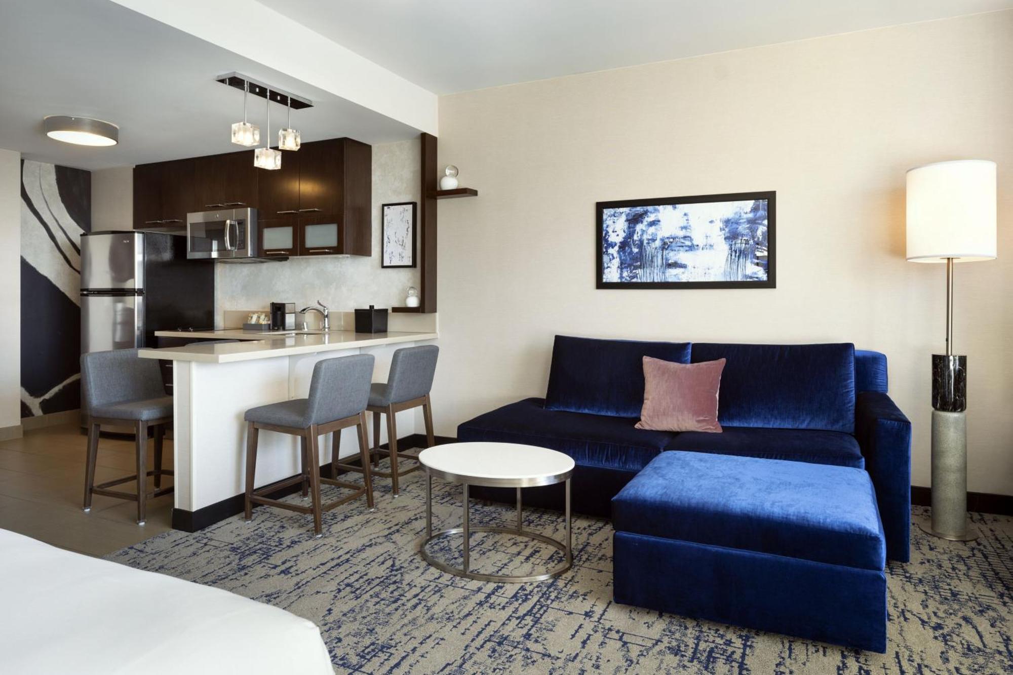 Hotel By Marriott Angeles L.a. Live